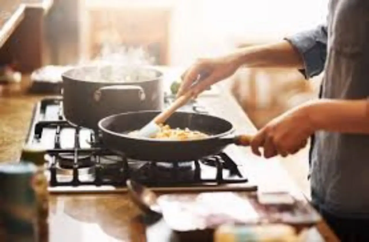 Il trucco per eliminare l’odore di fritto: usato nei migliori ristoranti Il trucco per eliminare l’odore di fritto: usato nei migliori ristoranti