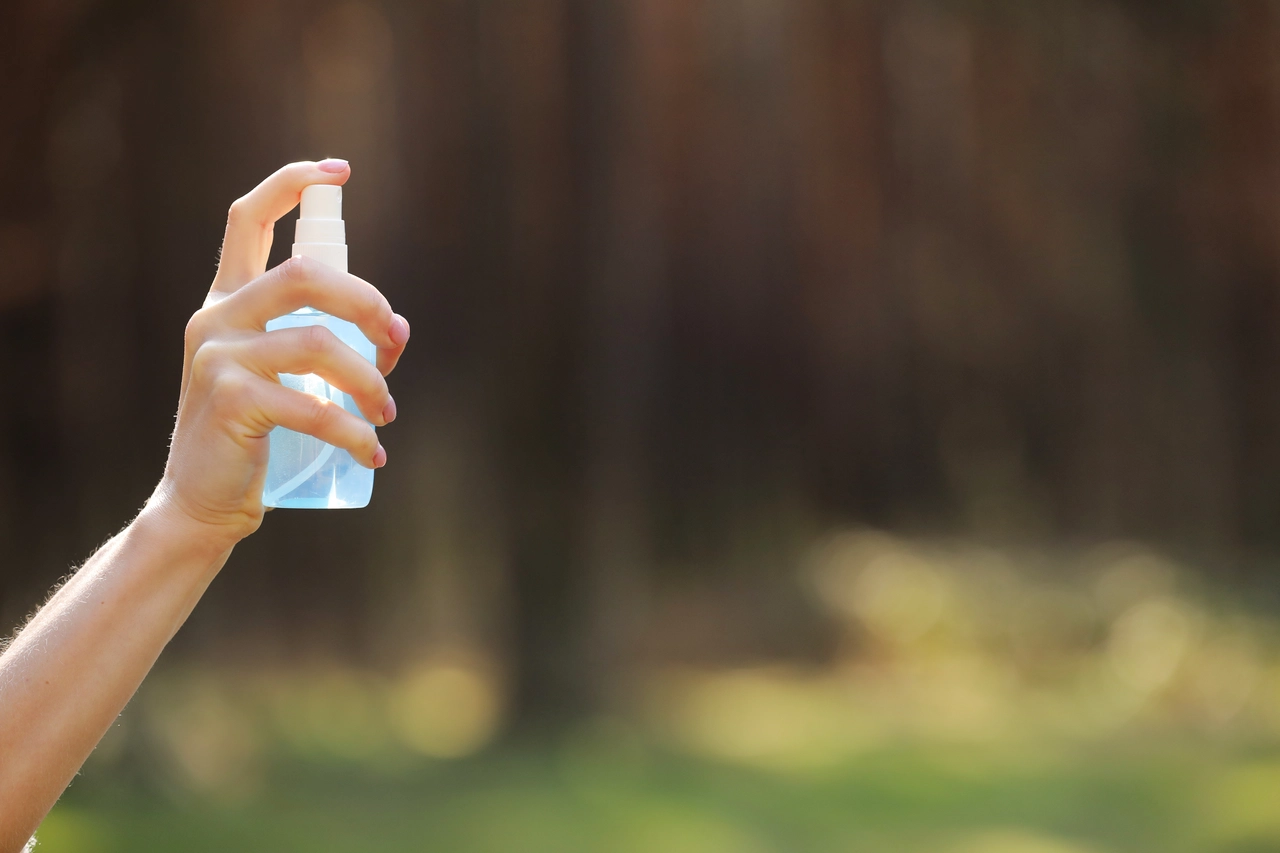 Non spruzzare il deodorante per ambienti in questi punti: ecco perché non funziona Non spruzzare il deodorante per ambienti in questi punti: ecco perché non funziona