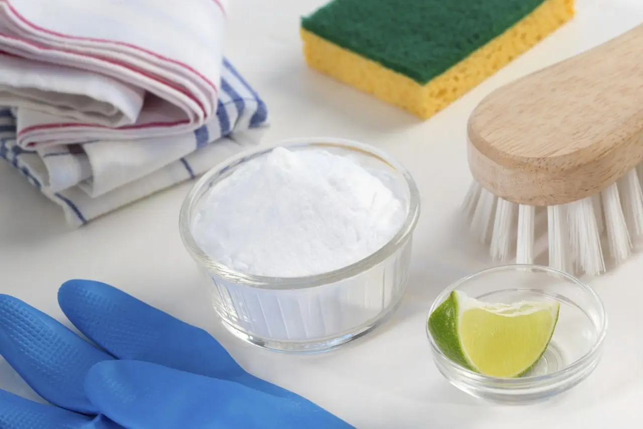 Preserva la freschezza del lavello con una pastiglia naturale a base di bicarbonato Preserva la freschezza del lavello con una pastiglia naturale a base di bicarbonato