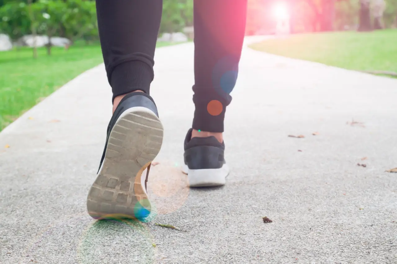 Camminare 20 minuti al giorno? Ecco cosa succede davvero dopo una settimana Camminare 20 minuti al giorno? Ecco cosa succede davvero dopo una settimana