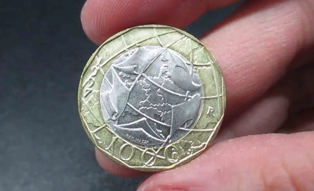 Il dettaglio nascosto che rende rara una moneta da 100 lire: controlla subito Il dettaglio nascosto che rende rara una moneta da 100 lire: controlla subito