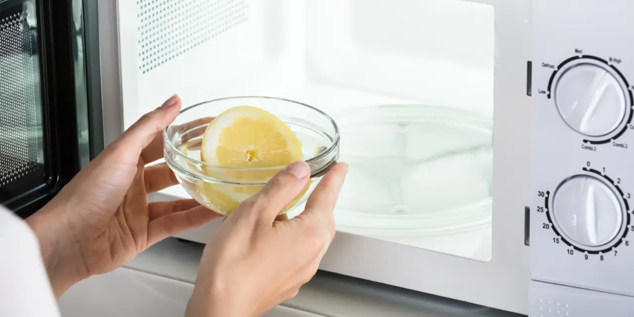 Odore di fritto in cucina? Una ciotola con limone lascia l’aria subito più fresca Odore di fritto in cucina? Una ciotola con limone lascia l’aria subito più fresca
