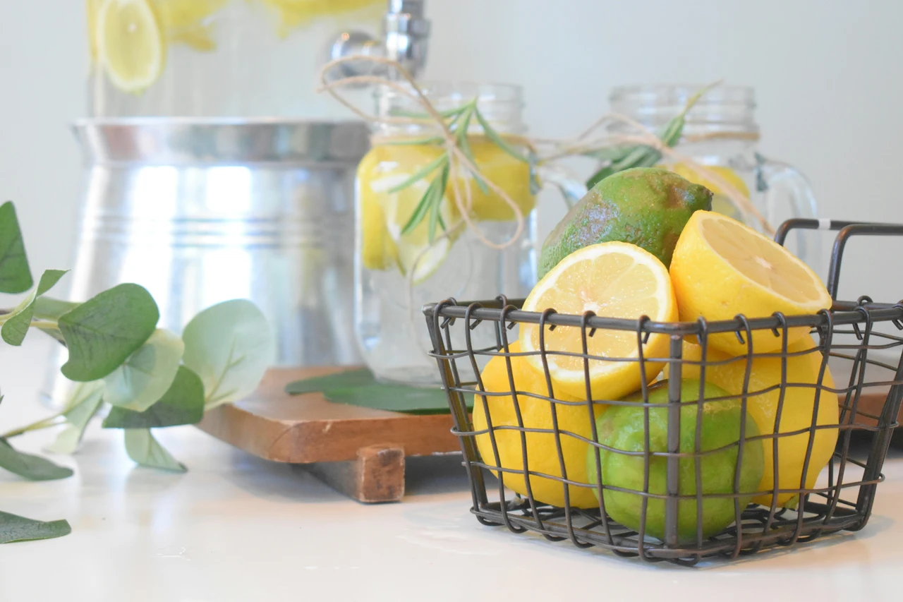 Odore di fritto in cucina? Una ciotola con limone lascia l’aria subito più fresca Odore di fritto in cucina? Una ciotola con limone lascia l’aria subito più fresca